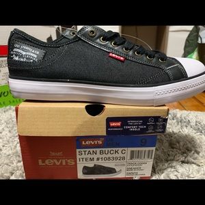 🔥 Mens Levis Sneakers 🔥